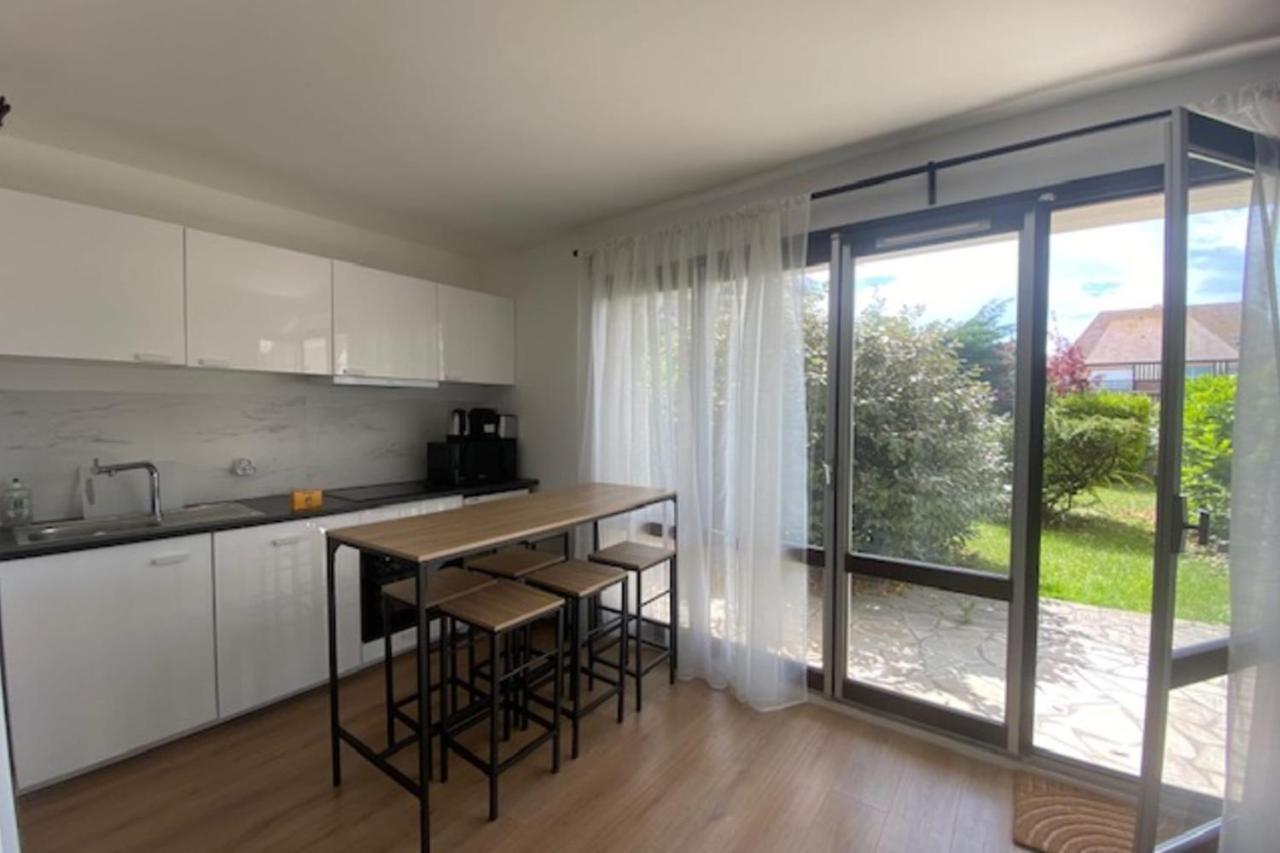 Magnifique appartement pour 4 -proche PLAGES Cabourg Extérieur photo